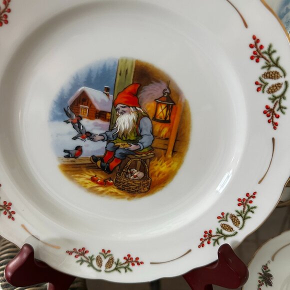 Old Fashioned Christmas by Christineholm Porcelaine 3Pc Place setting Disc 1990s - Picture 3 of 7